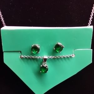 NECKLACE AND EARRINGS SET